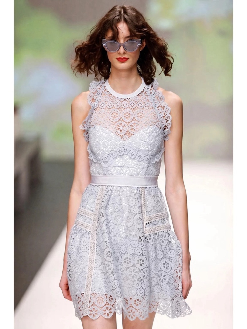 NWT STEAL SELF-PORTRAIT BLUE LACE HALTERNECK MINI DRESS Size 0